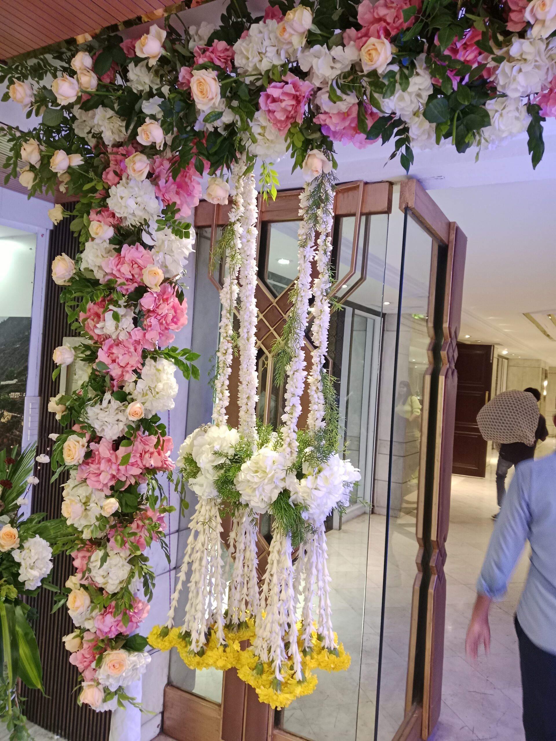 Best Flower Decoration In Delhi